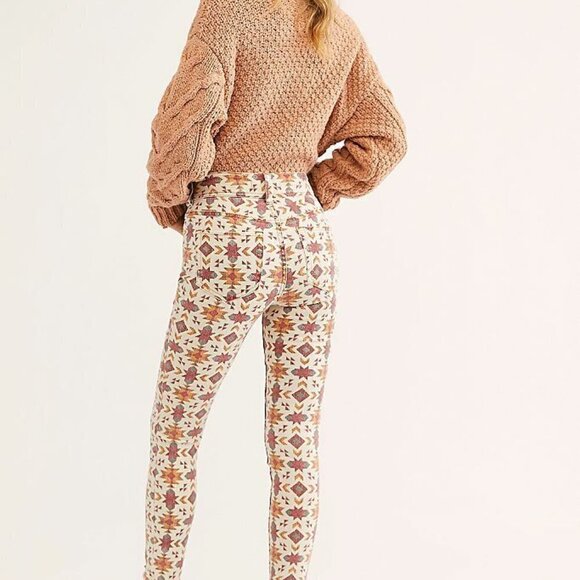 Free People We the Wild Child Printed Skinny Jeans Ivory Size 27 EUC - Picture 2 of 14